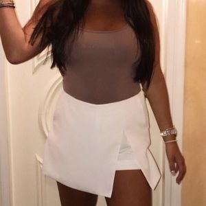 High waisted white skort!